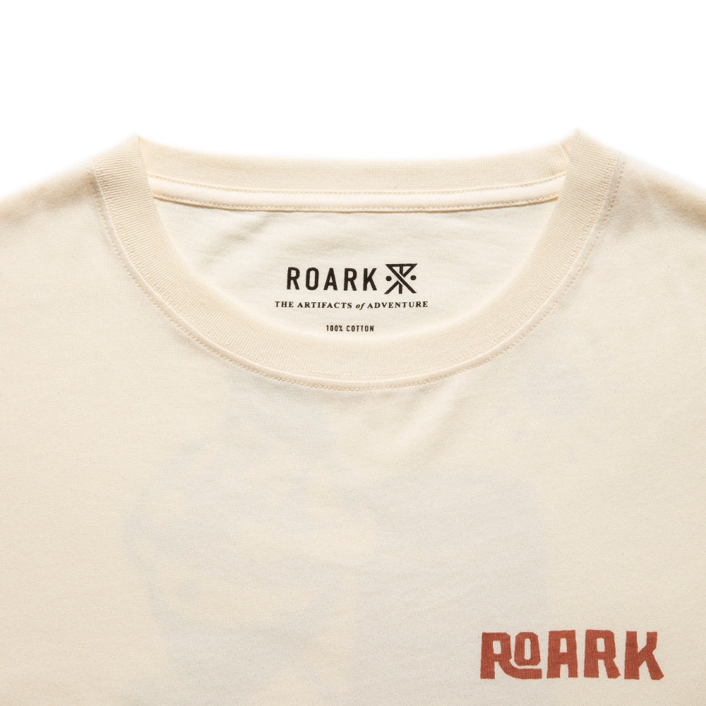 ROARK REVIVAL(ロアーク リバイバル)"SIDEWAYS IN SARDEGNA" L/S TEE【RLTJ1006-NAT】