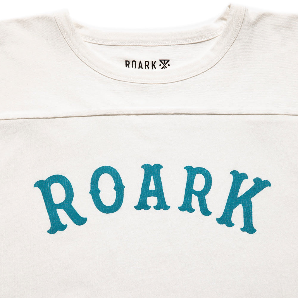 ROARK REVIVAL(ロアーク リバイバル)“MEDIEVAL LOGO” 3/4 SLEEVE TEE【RFTJ1000-WHT】