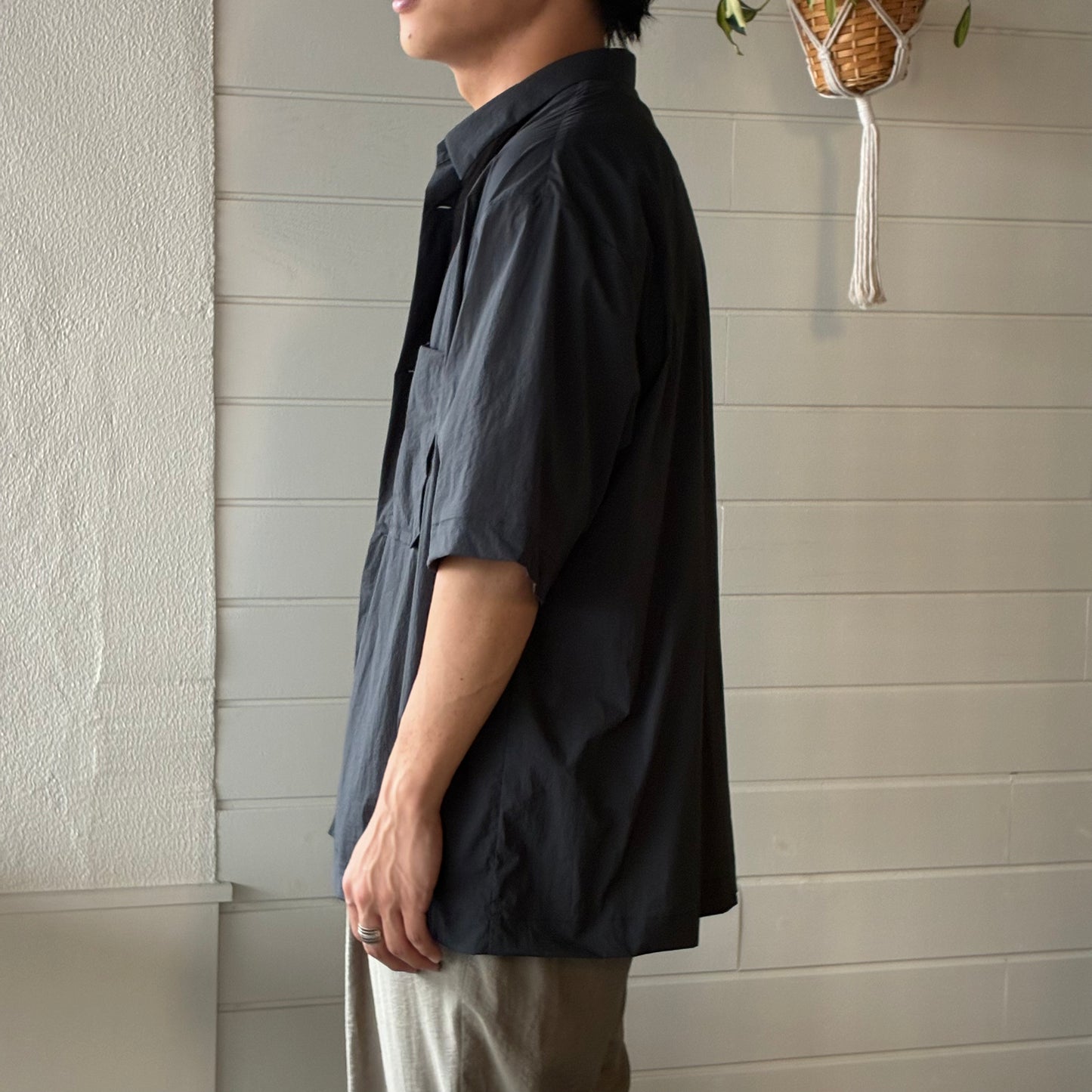 STILL BY HAND(スティル バイ ハンド)Nylon Stretch S/S Shirts ストレッチナイロン ショートスリーブシャツ【SH02262】