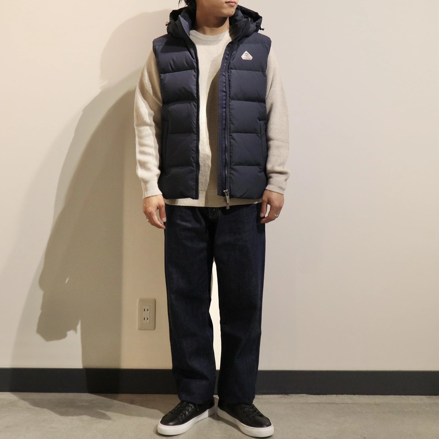 PYRENEX ピレネックス ダウンベスト 表記サイズJP S PYRENEX(ピレネックス)メンズ フーデッド ダウンベスト スプー
