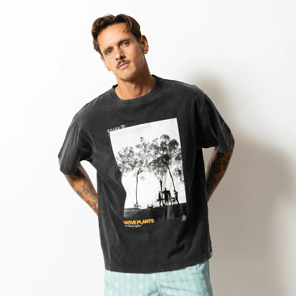 ROARK(ロアーク)"NATIVE PLANTS" WELL WORN TEE【RTJM1220-BLK】