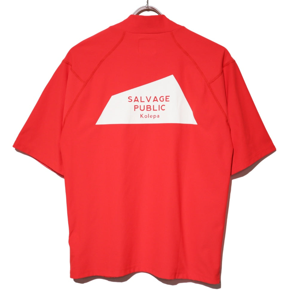 SALVAGE PUBLIC Kolepa(サルベージ パブリック コレパ)SURF Mockneck Shortsleeve(Kolepa Stamp) ブランドロゴ プリント モックネックTシャツ